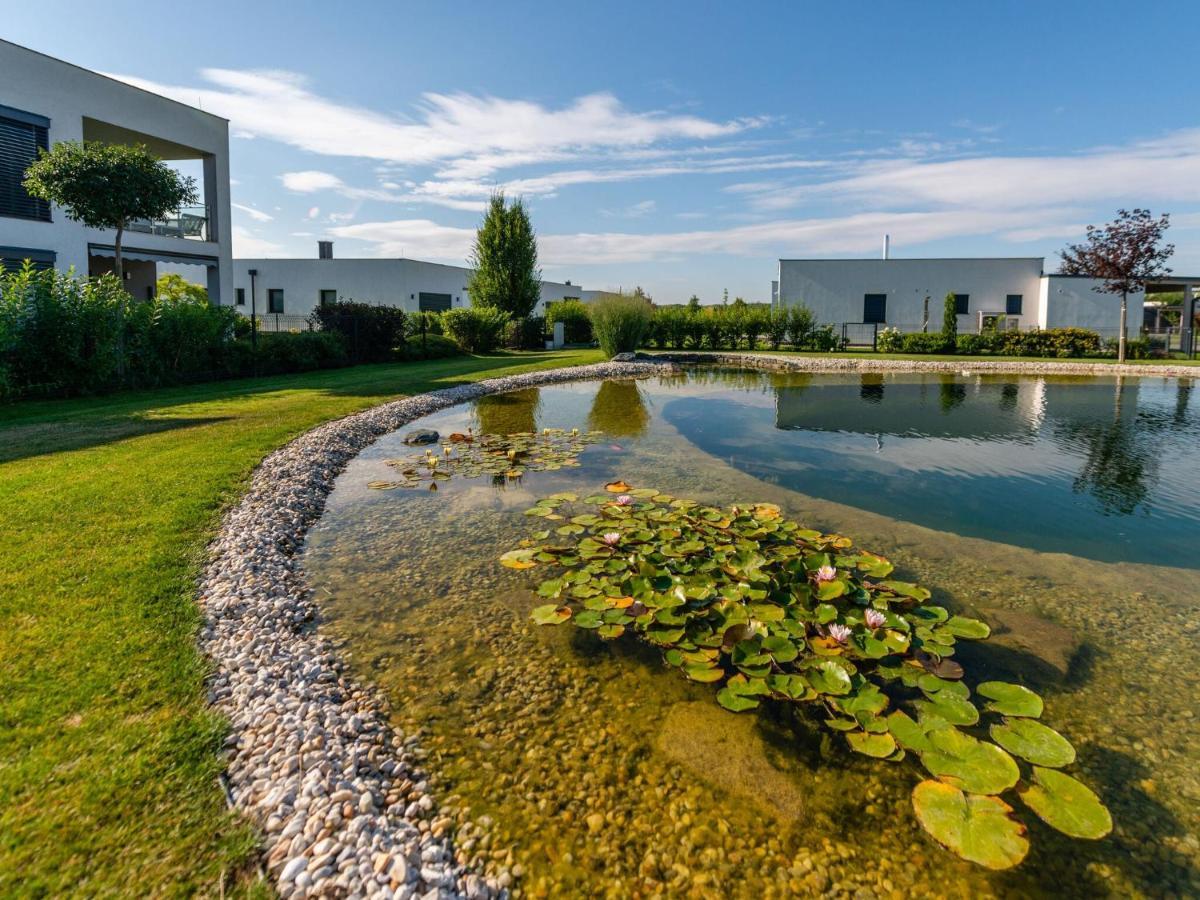 Apartment With Pool, Roof Terrace, Garden Zsira Exterior foto